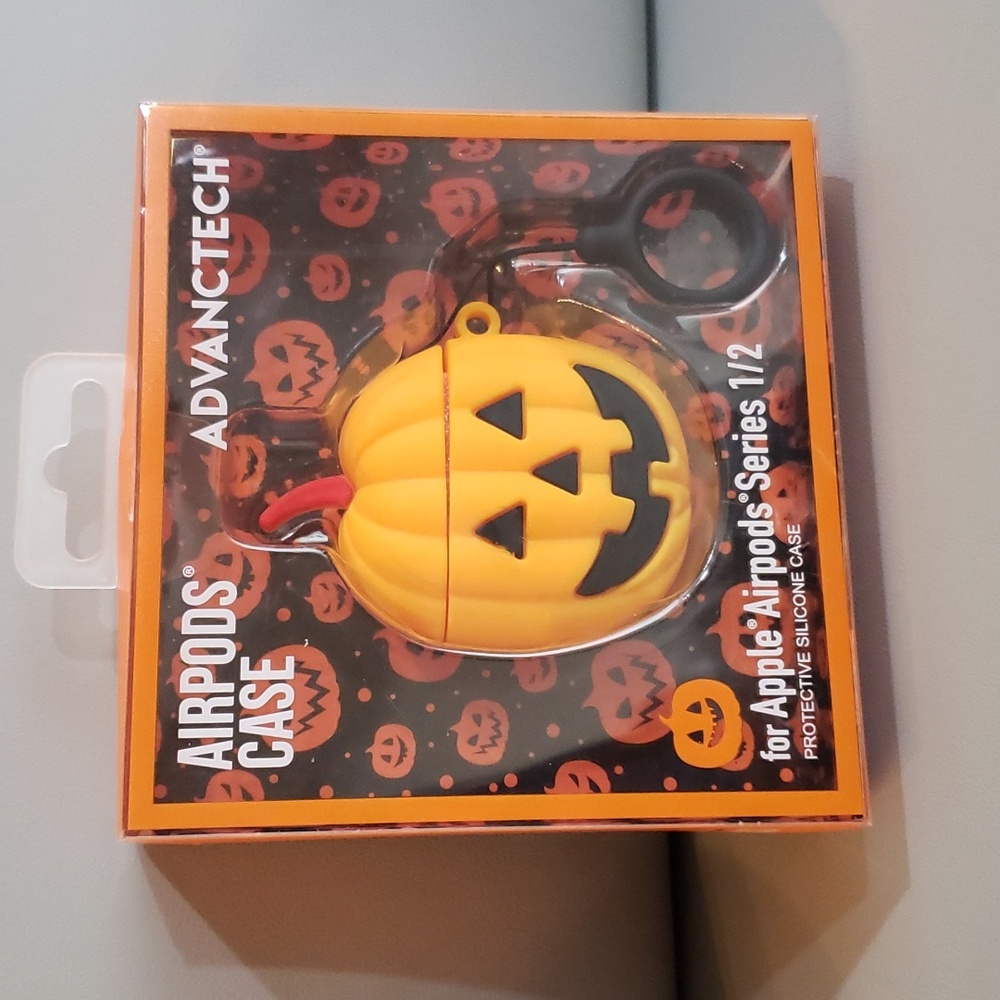 APPLE Airpods Series 1/2 Pumpkin case cover NWT